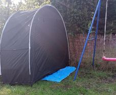 Bike tent with ventilation