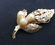Vintage  Brooch 2,4"