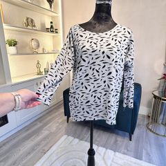 Ladies Grey & Black Long-Sleeved Top from Only. Size Medium UK 10 / EU 38