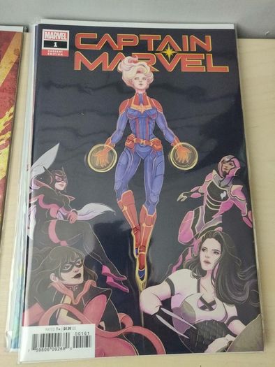 2016 Captain Marvel 1 set