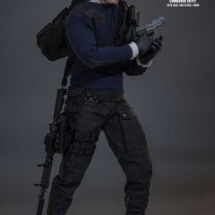 Hot Toys James Bond (Commando Version)