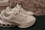 Nike size 4 perfect immaculate were 120