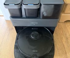 Roborock Self Cleaning Robot Vac & Mop(1,700 new)