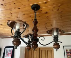 2x Ceiling Lights