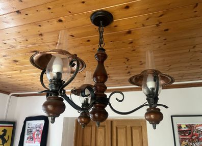 2x Ceiling Lights