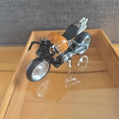 Hot Wheels 1:18 Street Power X-Blade