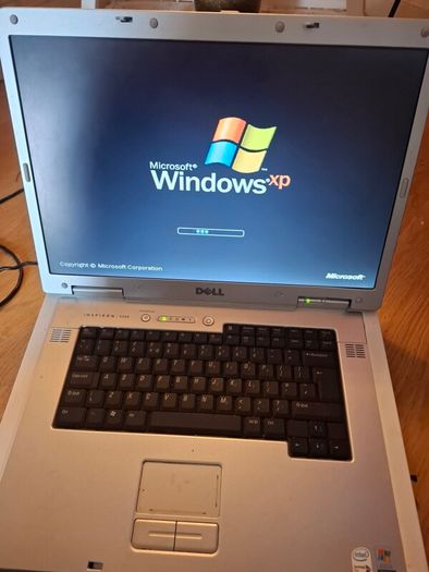 4 laptops