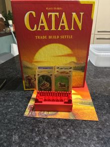 Catan peace and card holder