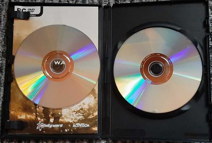 Call of Duty: Modern Warfare 2 (PC DVD 2-Disc Set) Collector's Display Copy