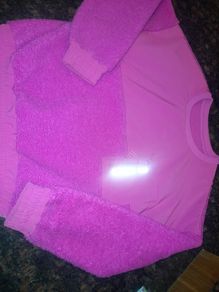 Girl's fleece top