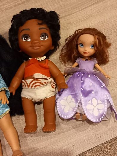 Disney Dolls