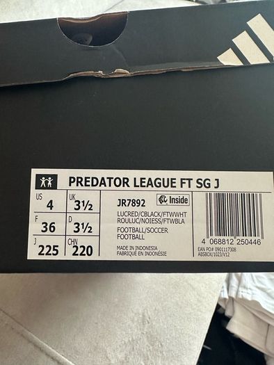 Football boots Adidas Predator metal studs SG