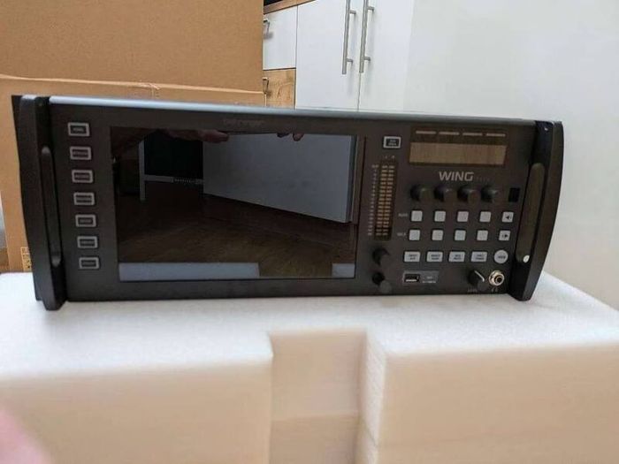 Behringer Wing Rack