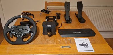 Moza R3 Racing Wheel Bundle