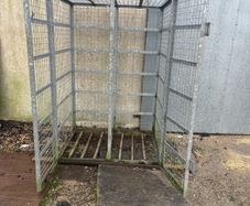 gas cage