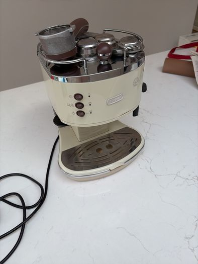 Delonghi coffee machine espresso