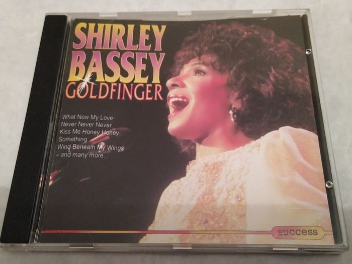 Shirley Bassey - Goldfinger Cd