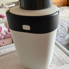 Tommee Tippee nappy bin