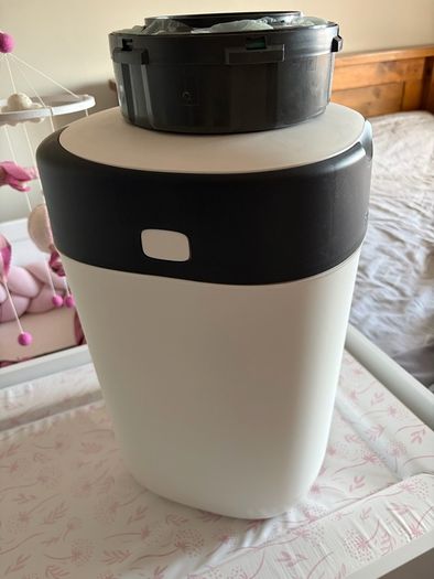 Tommee Tippee nappy bin