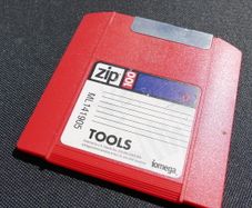 Zip Disk / Iomega 100MB Zip Disk