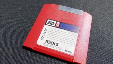 Zip Disk / Iomega 100MB Zip Disk