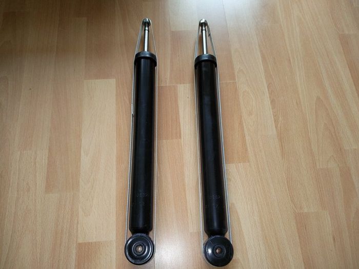 REAR Shock Absorbers  --- Audi A1 SEAT Cordoba Ibiza SKODA Fabia VW Polo