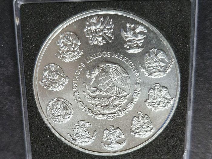 2010 Mexico Libertad 1 Oz .999 Silver Unc Coin