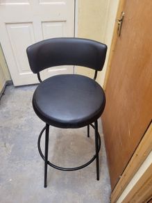 bar stool