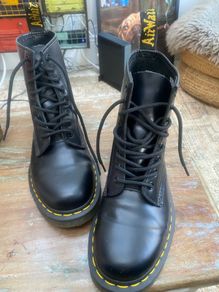 Dr. Martens size 6