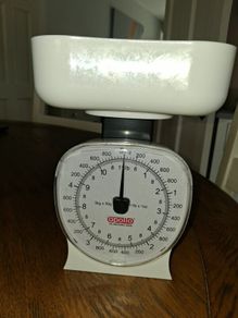Kitchen scales