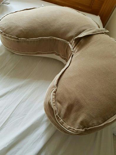 Mothercare Closer Feeding Support Pillow. Breastfeeding / Bottlefeeding