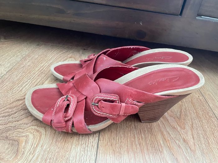 Clarks sandals size UK6
