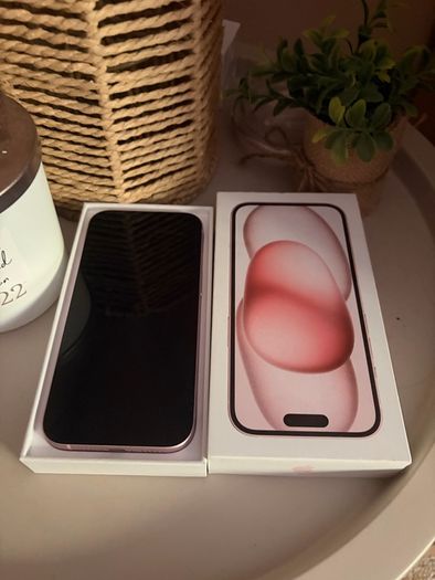 iPhone 15 ( Pink ) 128 GB