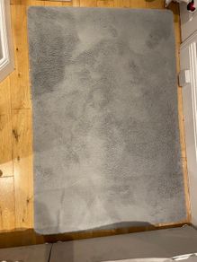Grey bedroom floor rug