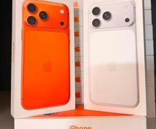 iphone 17 Pro Max 256GB (BLUE /ORANGE/SILVER COLOUR )IRISH STOCK/EU Unlocked Brand New Sealed 1 year Apple Warranty Free Phone Cover and Screen Protector RECEIPT