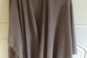 Selection wraps / Ponchos