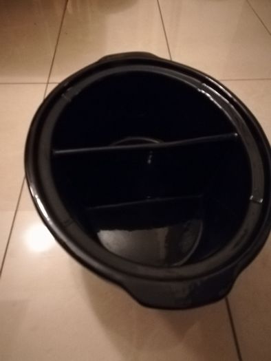 Slow cooker  insert dish