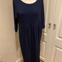 Masai viscose/elastane size 14 navy dress w pockets