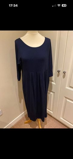 Masai viscose/elastane size 14 navy dress w pockets