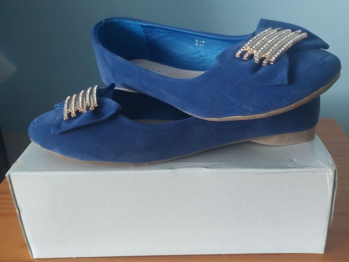 Women shoes 9size 36-37. New, box.