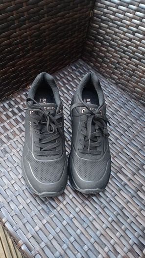 Black Skechers