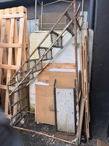free warehouse ladder steps