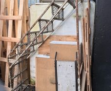 free warehouse ladder steps