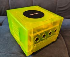 Modded GameCube (Transparent Green)
