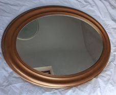 oval mirror