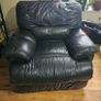 Leather sofas 3 seater and 1 seater Image 4