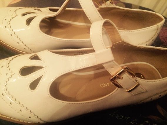 White Flatform River Island Shoes