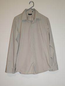 hugo boss  long sleeve shirt size xl 16.5 sand in fab condition