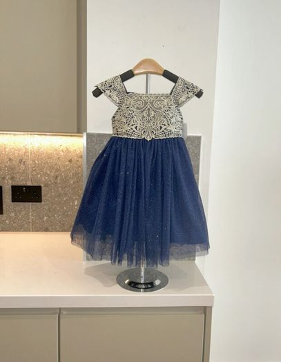 Brand New Navy & Cream Girls Dress from Sugar Plum. Age UK 2yrs / EU 92