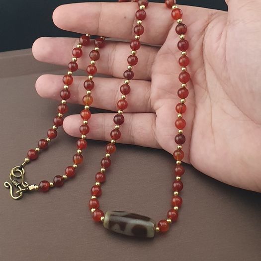 Vintage Treasure Vase Pattern Agate & Carnelian Beads Necklace